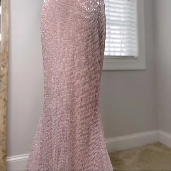Jovani Gown - Picture 5 of 13